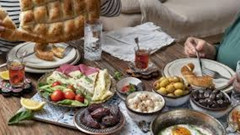 Ramazanda beslenmeye dikkat! Yanlış besinler mide sorunlarına yol açabilir