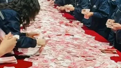 Patrona bak patrona! 26 milyon doları masaya serdi, işçilere "Taşıyabildiğiniz kadarını götürün" dedi