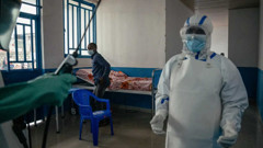 Ebola kabusu! Salgın Afrika sınırını aştı