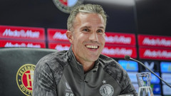 Feyenoord, teknik direktör Robin van Persie ile yollarını ayırdı