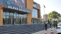 Silifke Belediyesi'ne yönelik soruşturmada yeni gelişme! Başkan Yardımcısı Yörükçü gözaltında