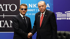 Cumhurbaşkanı Erdoğan, Macron ile bir araya geldi