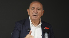 Gürsel Tekin'den Özgür Çelik'e: Aziz İhsan Aktaş'la ilişkiniz var mı, yok mu?