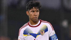 Trabzonspor'a 18 yaşındaki stoper