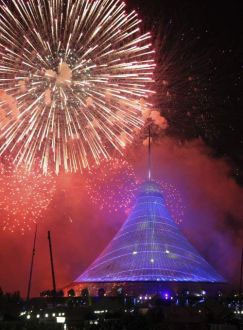 Asrın çadırını Türkler açtı - Resim: 4