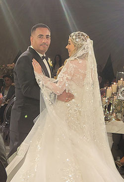 Metin Dağ nişanlısı Feyza Ermiş ile Çırağan Sarayı’nda dünyaevine girdi - Resim: 1