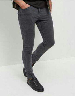 Erkekte dar kot ve giysiler tesettüre uygun mu? Diyanetin cuma hutbesi - Resim: 0