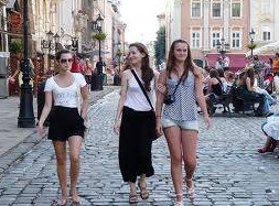 Bu şehrin yüzde 85'i kadın - Resim: 3