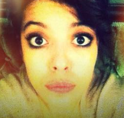 İşte ünlülerin profilinde yazdıkları - Resim: 3