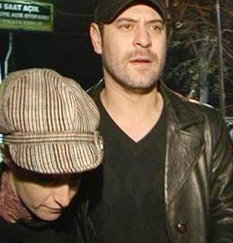 Kıskançlığın bedelini ağır ödeyen ünlüler! - Resim: 4