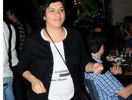 Doğum öncesi son konserini verdi - Resim: 2