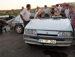 Otomobil ikiye ayrıldı - Resim: 1