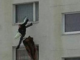 Karısı odaya kilitleyince.. - Resim: 1