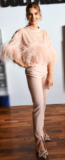 Pelin Karahan'dan estetik tepkisi! Şoke eden sözler: "Çocukları bile kendilerine benzemiyor" - Resim: 1