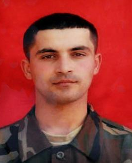 Oğlunun fotoğrafına sarılarak gözyaşı döktü - Resim: 1