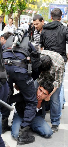 Tansiyon arttı Güneydoğu yine karıştı! - Resim: 2