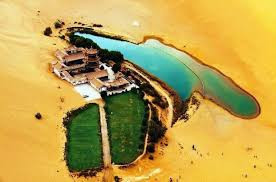 Çölün ortasında 2000 yıllık göl! Hayrete düşüren vaha.. - Resim: 1