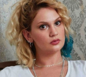 Farah Zeynep, Serenay Sarıkaya'nın hem aşkını hem rolünü almıştı...Gizli aşıklardan ilk fotoğraf paylaşımı geldi - Resim: 4