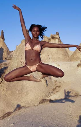 Bikinili modeller Türkiye'yi tanıttı - Resim: 4