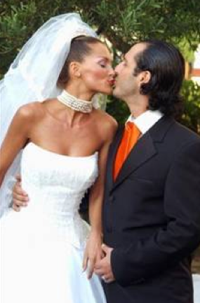 Ebru Şallı ve Harun Tan evliliği - Resim: 2