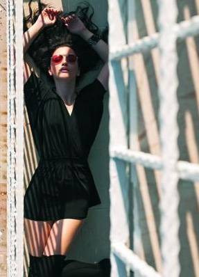 Sizce hangi kadın daha tehlikeli? - Resim: 2