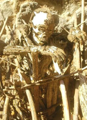 Papua Yeni Gine'de korkunç gelenek - Resim: 3