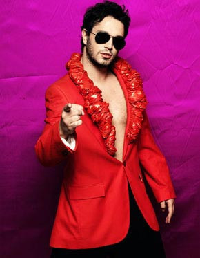 Onun yılbaşı kostümü 15 bin Euro! - Resim: 1