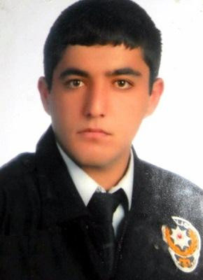 Gara şehidi polisin babası: Yurt dışından arayan alçaklara kanmıyorum, oğlum kafasından vurulmuştu - Resim: 0