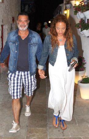 Yeni evli çift Bodrum gecelerinde - Resim: 4