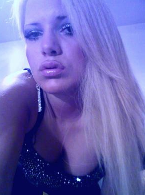 Ölen babasıyla selfie paylaştı vicdansız sosyal medya fenomeni ! - Resim: 2