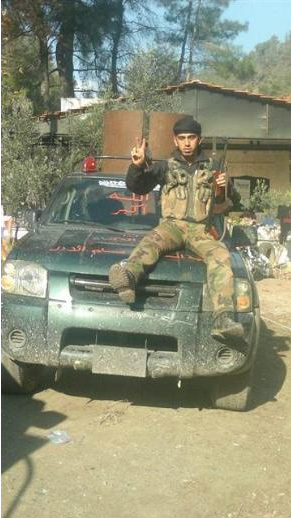 Suriye'de savaşçı Türkiye'de futbolcu - Resim: 2