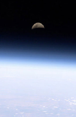 Uzayda veranda keyfi - Resim: 1