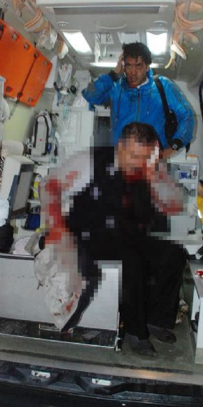 Öğrenci otobüsü dehşet saçtı - Resim: 1