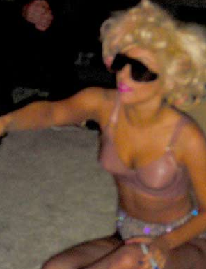 Son kadeh ünlüleri böyle rezil etti! - Resim: 1