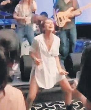 Neslihan Atagül doğum gününde coştu o dans ortalığı yıktı - Resim: 3