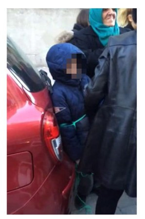 Sosyal medya bu görüntüleri konuşuyor vicdansız anne! - Resim: 4