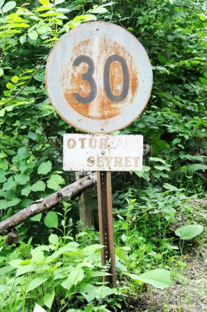 Rize'de güldüren tabelalar - Resim: 4