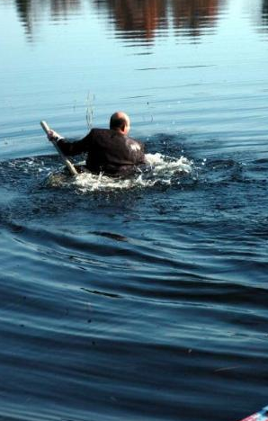Başkan dereye böyle düştü - Resim: 3