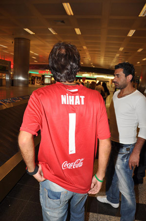 Havalimanı'nda Nihat Doğan çılgınlığı - Resim: 1