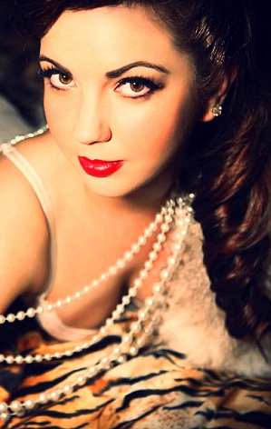 Asker eşlerinden seksi takvim - Resim: 4