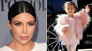 Kardashian'dan kızına korse giydirme iddiasına yanıt! - Resim: 2