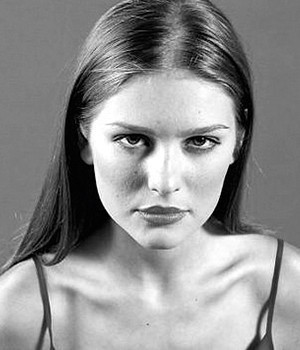 Tuncay Özkan’ın meşhur eşi! Duygu Dikmenoğlu kimdir? - Resim: 3