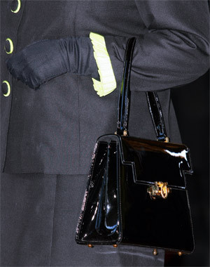 Kraliçenin çanta şifresi - Resim: 4