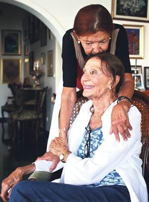 Yıldız Kenter'in kızı kimdir Leyla Kenter yaşıyor mu kaç yaşında? - Resim: 1