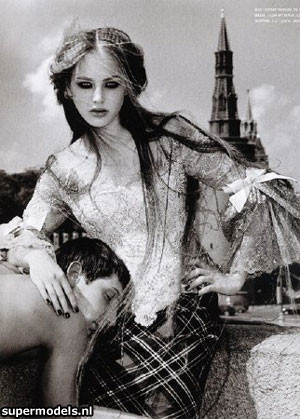 Top modelin sır intiharı - Resim: 3