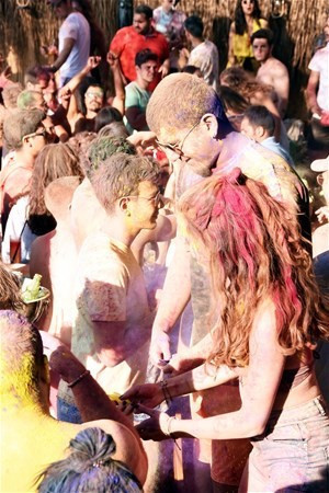 Tatil beldelerindeki rengarenk eğlence - Resim: 2