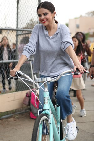 Selena Gomez psikolojik tedaviye başladı - Resim: 4