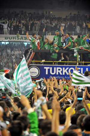 Şampiyon kupasını aldı - Resim: 3