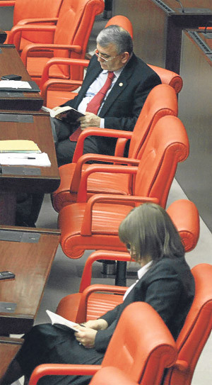 Bu vekiller nerede, ne yapıyor? - Resim: 2