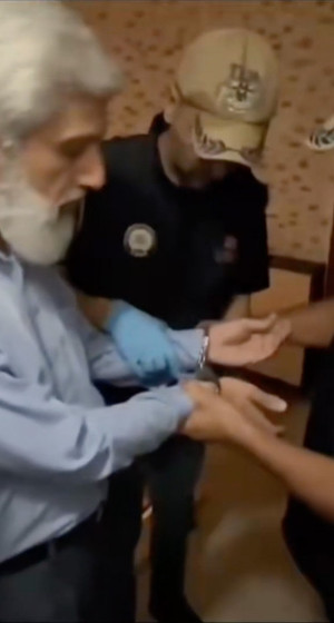 Alparslan Kuytul eşiyle gözaltına alındı! Eşi Semra Kuytul direnince polis...